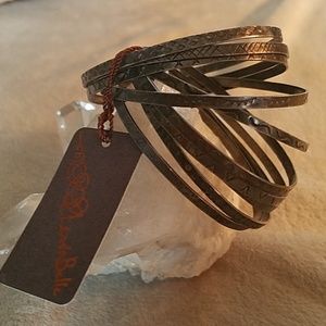 Loulabelle by 3D Belt Co. Bangle bracelet set